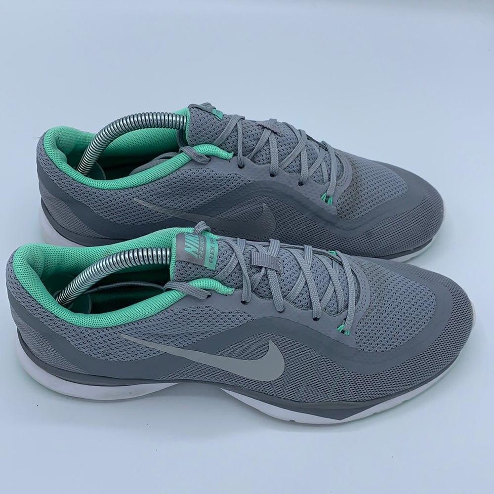 nike flex essential tr training shoes